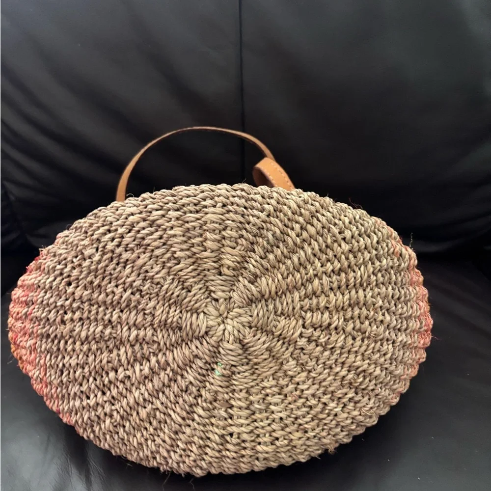 Handwoven Basket Bag Tote  Leather Straps - Picture 4 of 6